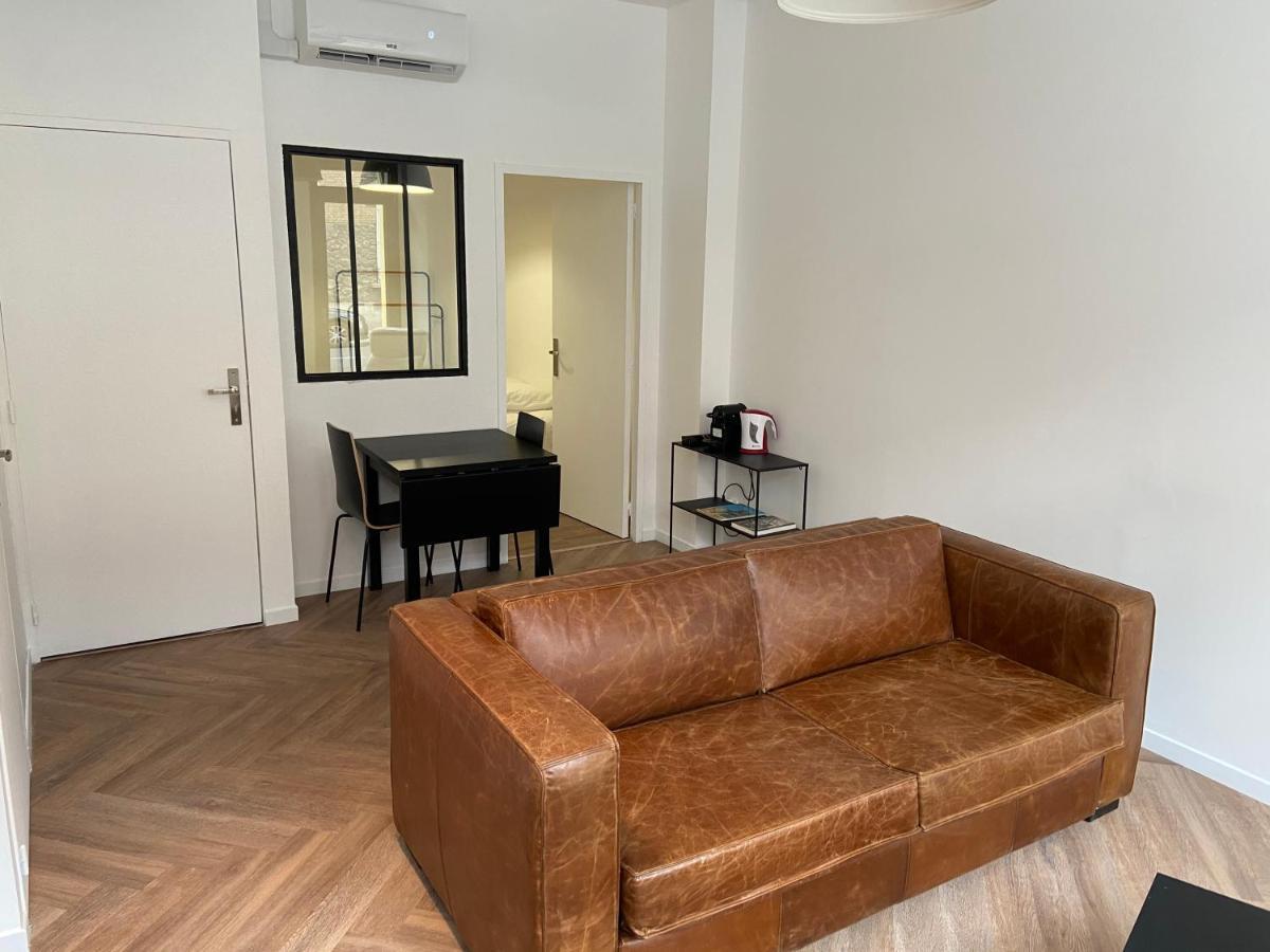 Apartamento LES ROTINS - 80m de la cathédrale Reims Exterior foto