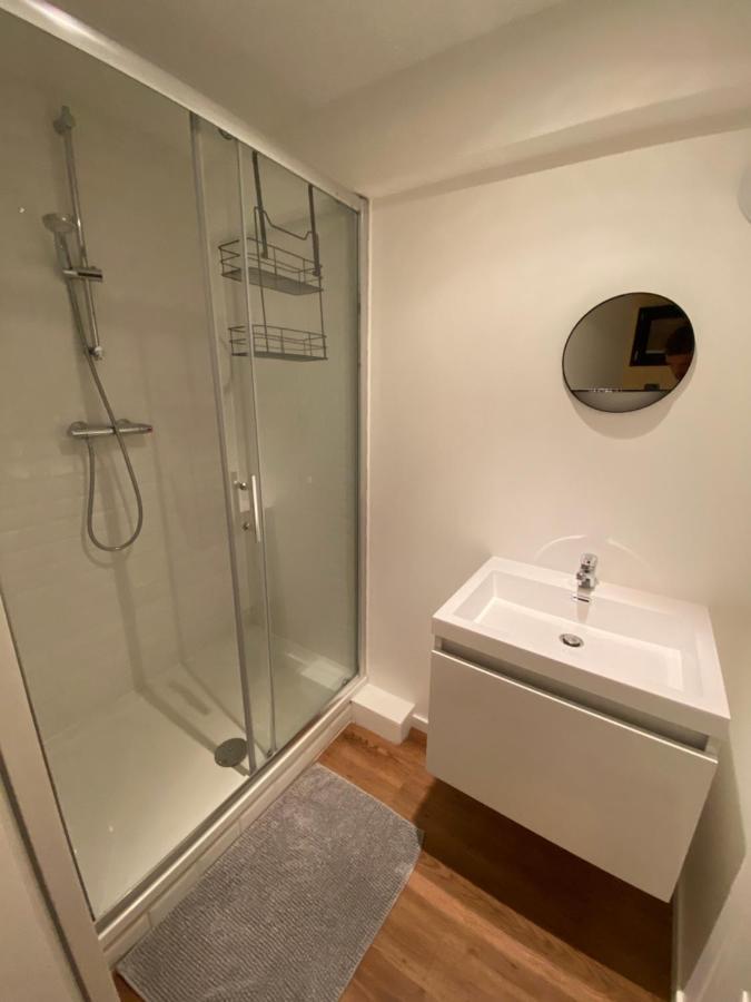 Apartamento LES ROTINS - 80m de la cathédrale Reims Exterior foto
