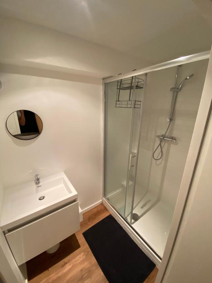 Apartamento LES ROTINS - 80m de la cathédrale Reims Exterior foto