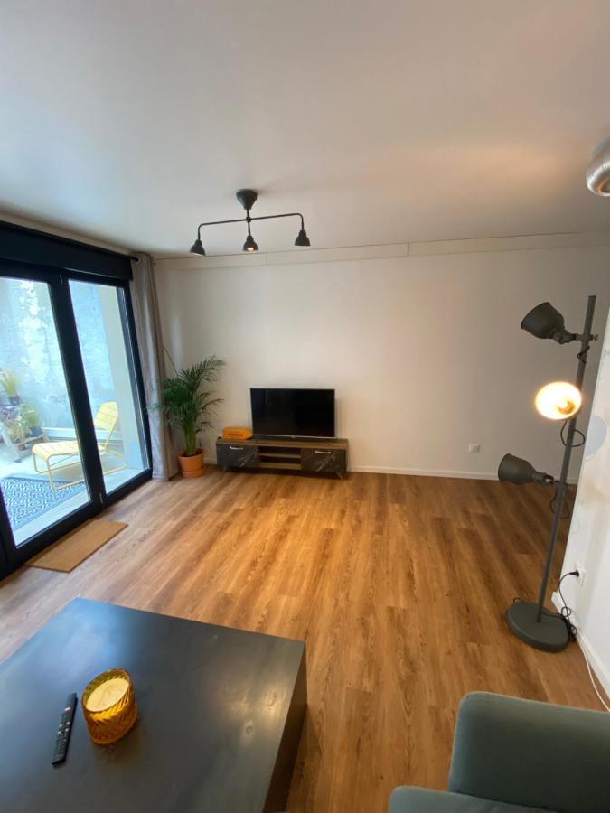 Apartamento LES ROTINS - 80m de la cathédrale Reims Exterior foto