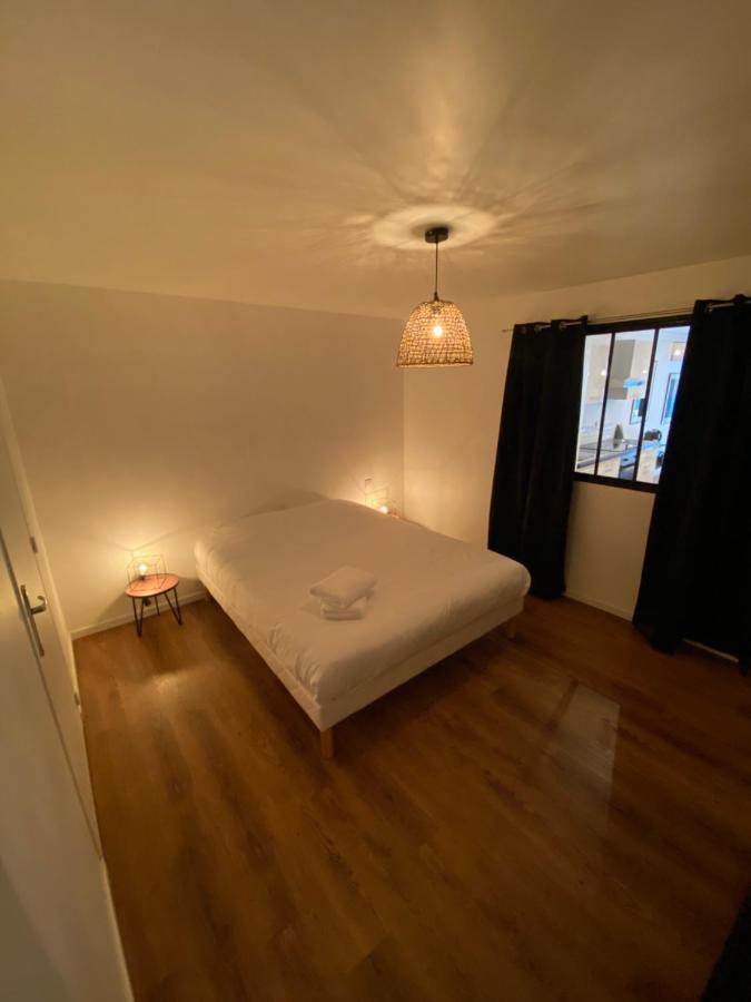 Apartamento LES ROTINS - 80m de la cathédrale Reims Exterior foto